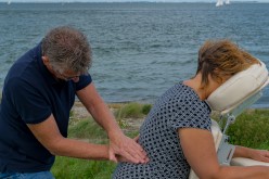 Stoelmassage bij de Oosterschelde